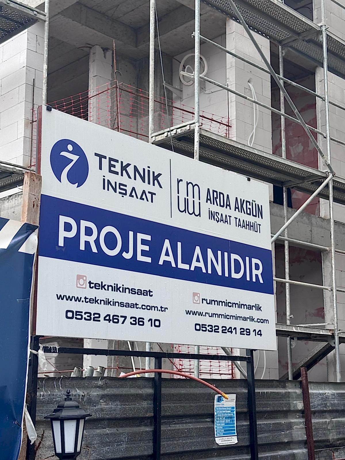 İnşaat Tabelası